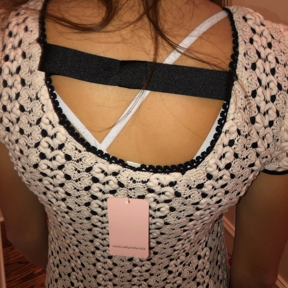 Dress - Picture 3 of 4